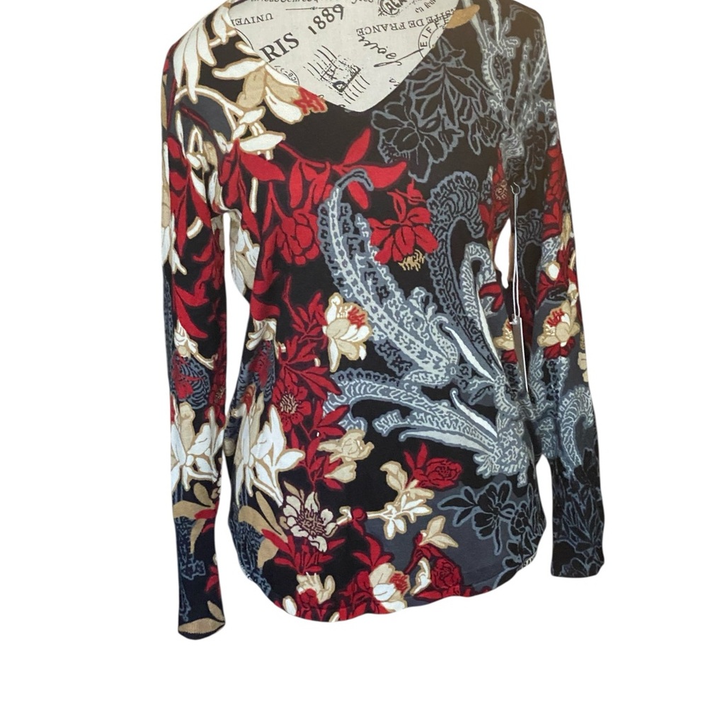 Chico's Black V-Neck Floral Long Sleeve Top with Red and Cream Accents